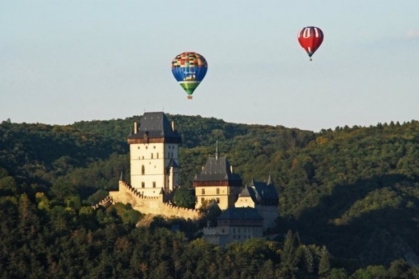 Karlštejnské hradní slavnosti a Baloniáda k zahájení sezóny 2014