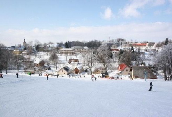 Lyžařský areál Farský kopec