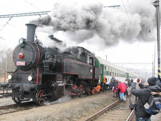 Plnou parou s Mikulášem v Pardubickém kraji