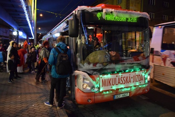 Mikulášská jízda autobusem