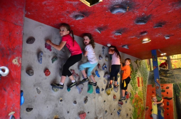 Narozeninové oslavy v Boulder Baru 