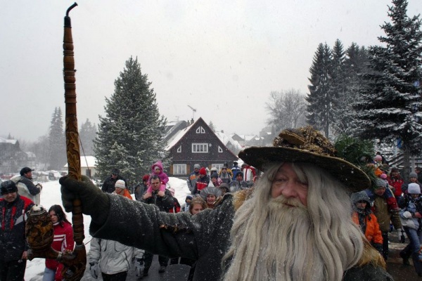 Tradiční horský karneval – přivítejte jaro v Harrachově s Krakonošem!
