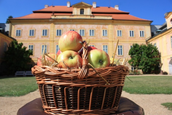 Jablečný den na zámku Krásný Dvůr