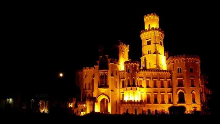 Hradozámecká noc na zámku Hluboká nad Vltavou