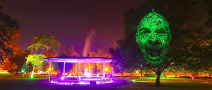 Magický park - tanec světel