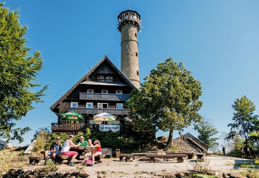 Rozhledna a restaurace Svatobor