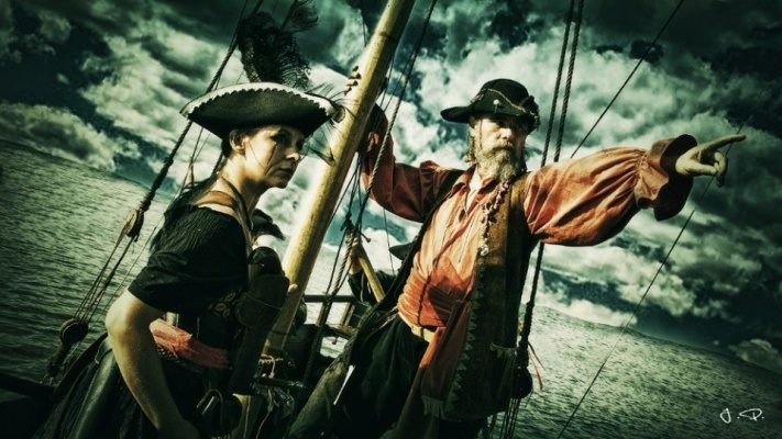 Piráti dobývají jezero Chmelař