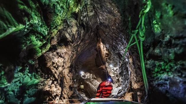 Speleologický den u Hanychovské jeskyně