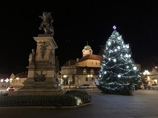 Rozsvícení vánočních stromů v Poděbradech