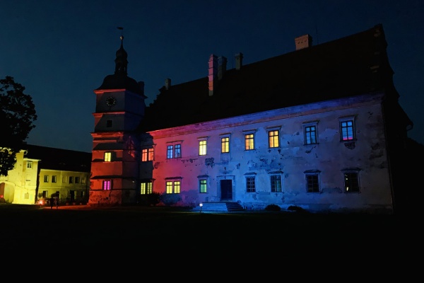 Noční prohlídky zámku Červené Poříčí