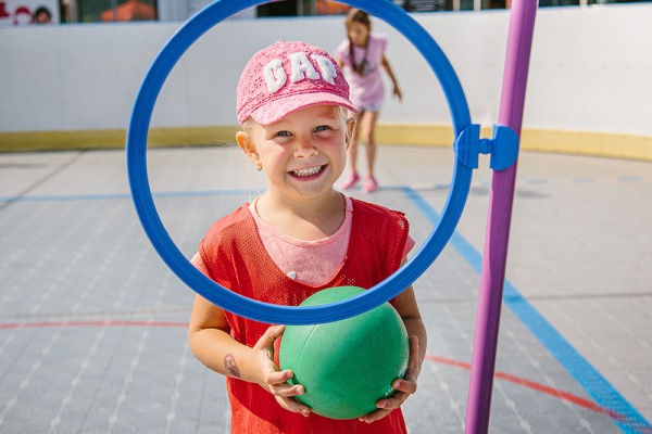 Příměstské kempy děti zabaví a naučí novým sportům