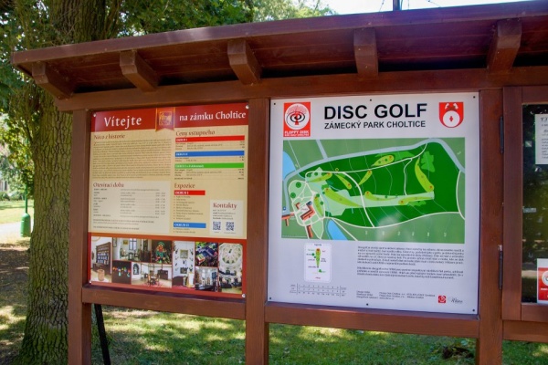 Discgolfové hřiště park Choltice