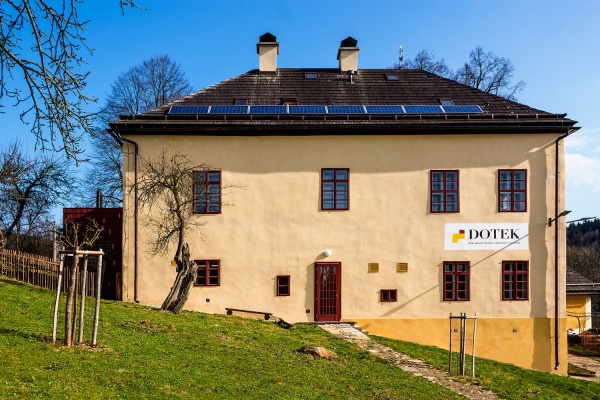 DOTEK – Dům obnovy tradic, ekologie a kultury